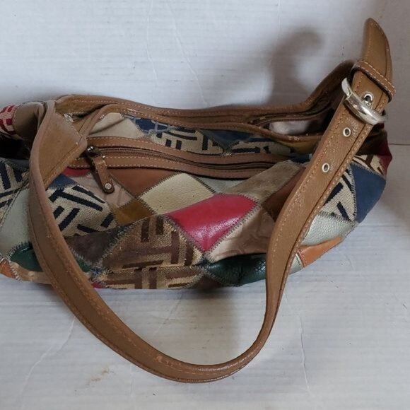 Tignanello Patchwork Leather Hobo Shoulder Bag Handbag Purse WOMEN'S WOMAN'S - Picture 12 of 14